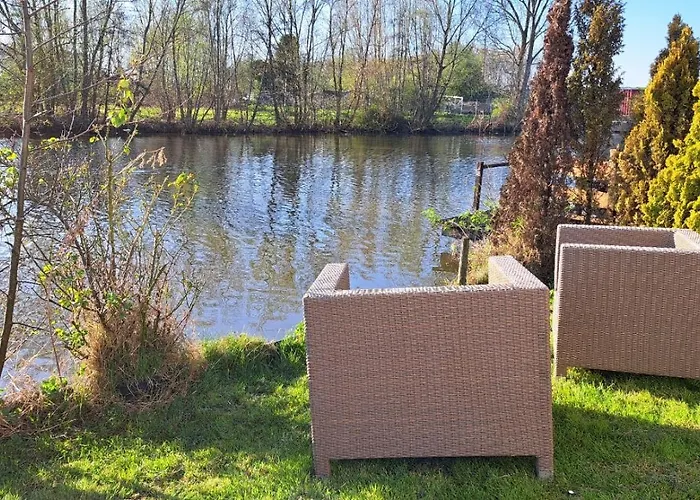 Chalé Het Witte Aan Het Water Monumentaal *